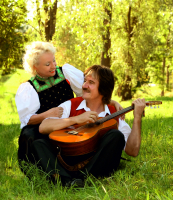 „Mundart isch Heimat“: Ein musikalischer Nachmittag in der Heinrichs Gutsschenke**